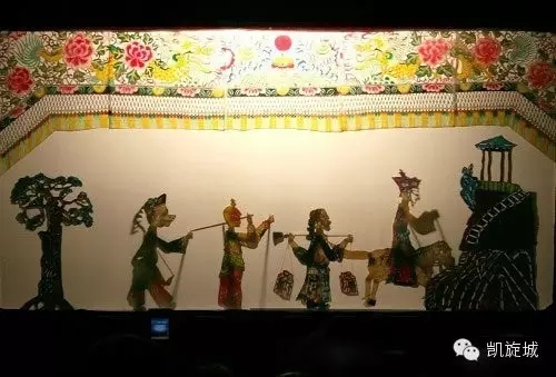 传统经典国粹皮影戏唱响凯旋城