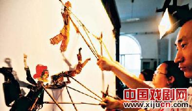 &ldquo;小精灵&rdquo;皮影艺术团