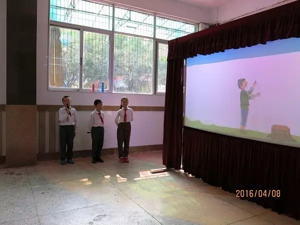 传承皮影艺术，从娃娃抓起