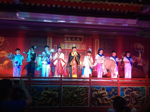 儿童皮影戏《曹冲称象》趣味诠释传统艺术