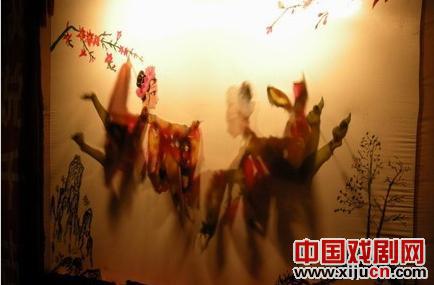 家乡的皮影戏