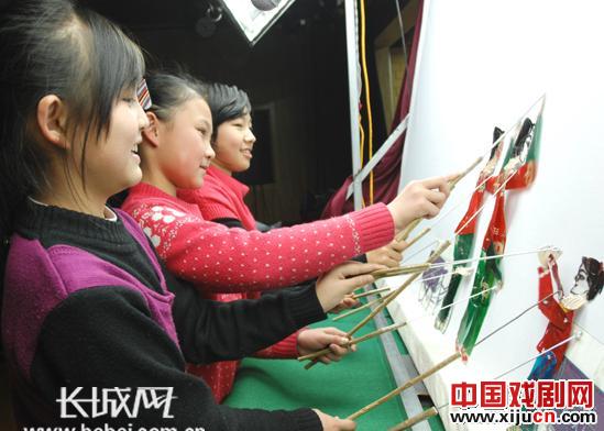 迁安皮影协会举办&ldquo;皮影走基层&rdquo;活动