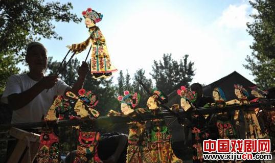 七位老人的皮影情