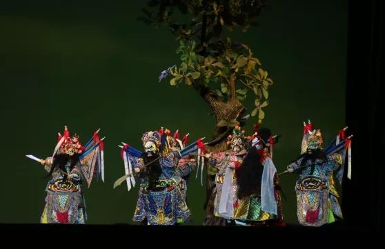 全国曲艺、木偶剧、皮影戏优秀剧（节）目展演在泉开幕