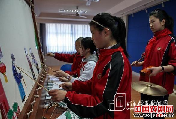 廉洁教育进了皮影戏课堂