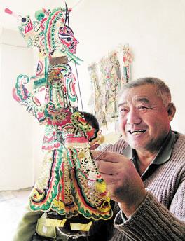 皮影艺术传承人高文忠&ldquo;我很希望能有年轻人来学习皮影艺术，作为传承人&rdquo;