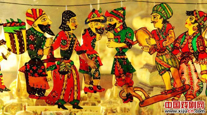 大巴扎里有皮影