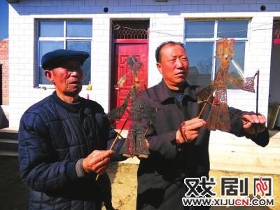 周庭英与他的皮影戏