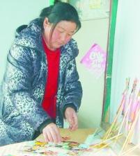 凌海民间皮影戏的第二代传人陈万增