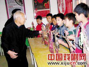 冀南皮影走进邯郸市小学