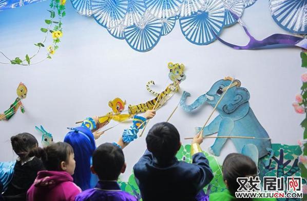 袖珍人的皮影戏