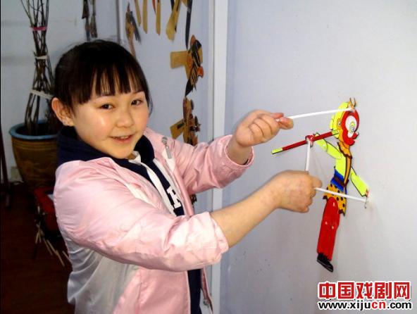 缤纷夏日看皇家皮影，赏映日荷花