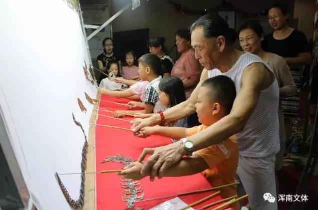 &ldquo;皮影戏&rdquo;走进桃源社区小朋友们零距离感受民间艺术魅力