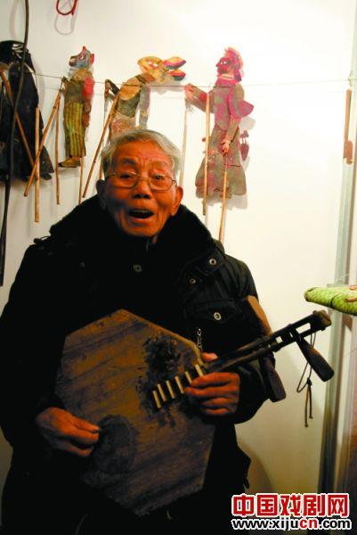 长垣98岁五彩皮影戏传人：吕心哲
