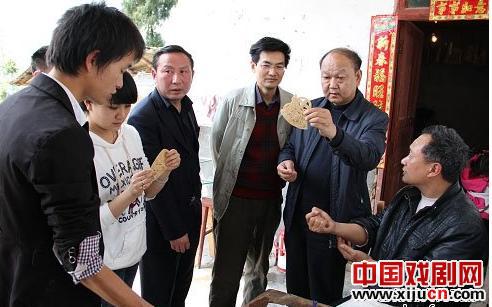 肖德秋皮影艺术剧团