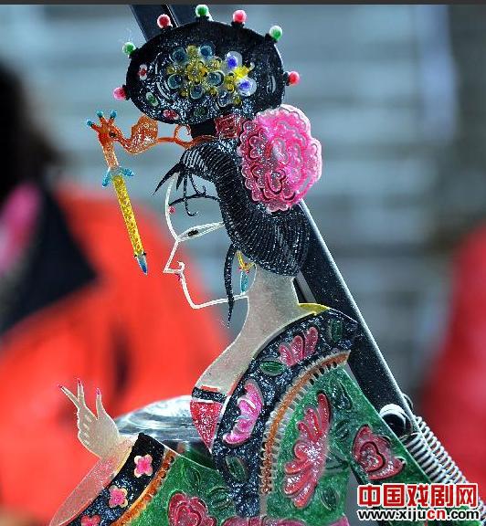 孝义皮影戏不断传承创新