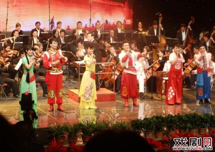 康保二人台在&ldquo;唱响绿色 助力申奥&rdquo;张家口市2015新年交响歌会上再绽风采