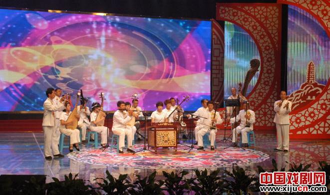 康保二人台艺术团将携二人台小戏、二人台牌子曲参加国庆65周年精品剧目展演