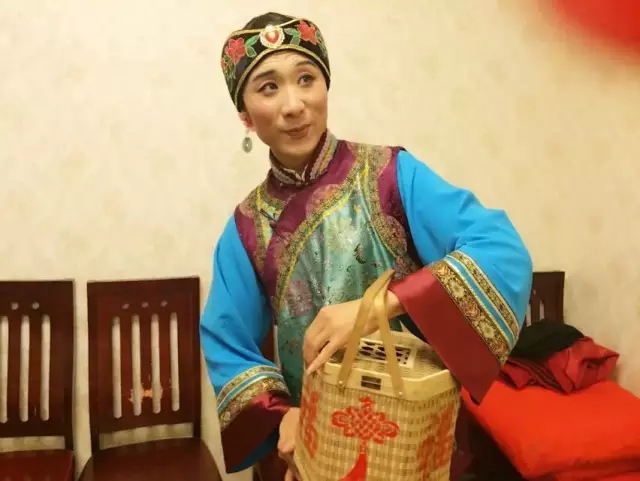 二人台反串演员田威虎