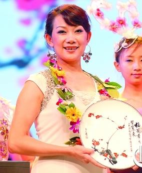 陈娟娟以一初《昭君出塞》获得梅花奖