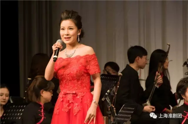 顾芯瑜演唱《哑女告状》