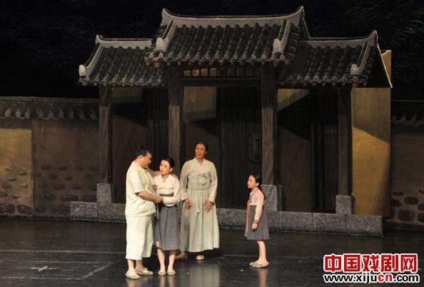 朝鲜血海歌剧团经典歌剧《卖花姑娘》在兰州甘肃大剧院倾情演出