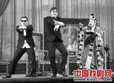 滑稽界&ldquo;双字辈&rdquo;老艺术家领衔主演滑稽贺岁大戏《囧人黄小毛》加入《江南style》