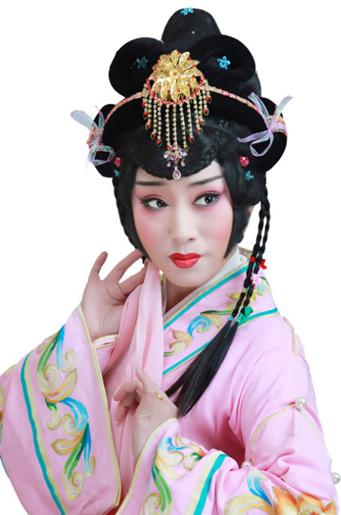 记26届戏剧&ldquo;梅花奖&rdquo;得主、优秀青年陇剧演员佟红梅