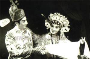 邓洪山《彩楼记》剧照