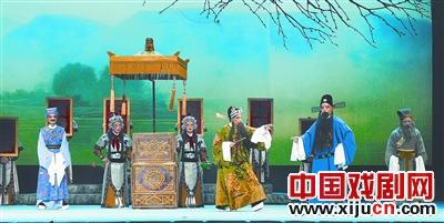 新编历史琼剧《琼州海瑞》首演