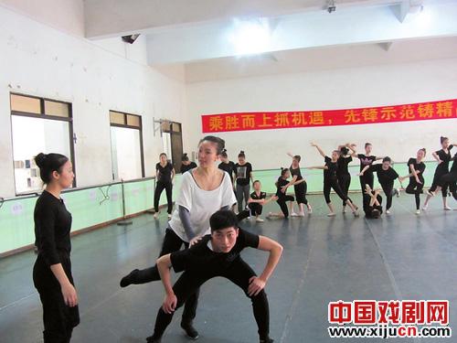 大型壮族歌舞剧《百鸟衣》5月首演