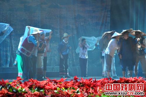 大型彝剧《杨善洲》