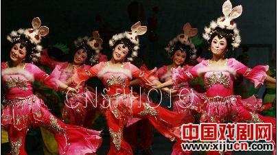 高甲戏《玉兔弄春》登上央视戏曲春晚