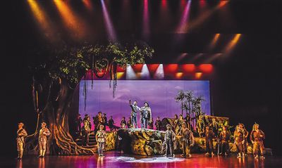 新编现代琼剧《王国兴》首演