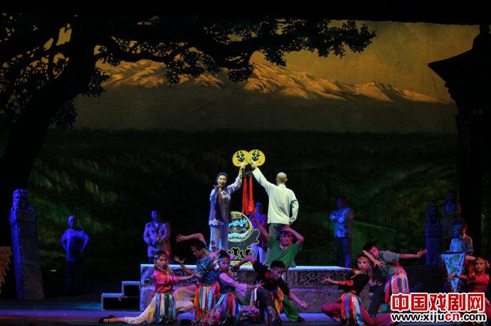 2012年全国优秀剧目展演之吉剧《鹿乡姐妹》