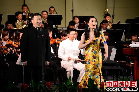 黄梅戏《绣荷包》何芸、于顺