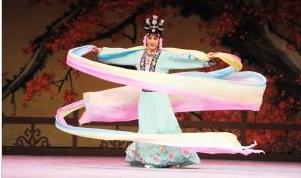 &ldquo;扬剧王子&rdquo;李政成在《响九霄》中反串青衣