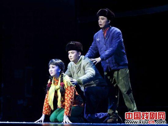 扬剧《丹凤湖畔》被赞&ldquo;接地气&rdquo;