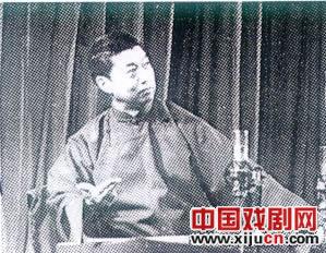 苏州弹词演员：杨振雄