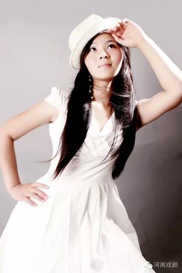 《挂画》识得伊人面 &mdash;记河南省&ldquo;八青赛&rdquo;文华表演一等奖获得者王红霞