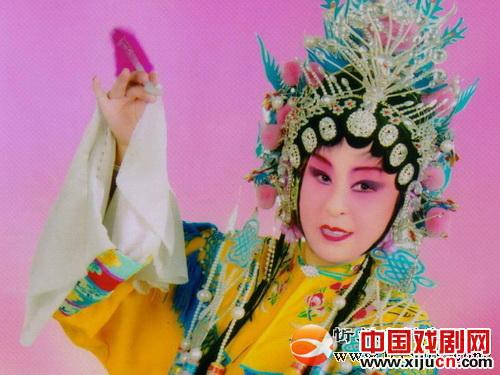 武玉梅：傲雪寒梅溢清香