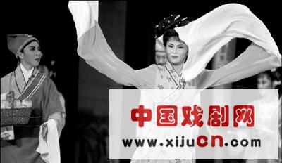 已有百年历史的濒危地方戏江苏淮海剧《皮秀英》在北京非物质文化遗产展上演出