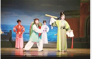 越剧版《桃李梅》唱出浓浓江南风