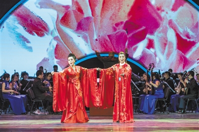 中国越剧精英演唱会在东南剧院上演 11朵&ldquo;梅花&rdquo;齐聚温州