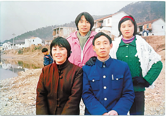 幸福人家60年系列报道 笙箫管笛 &ldquo;越&rdquo;事难忘