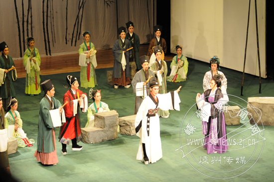 嵊州越剧献礼全国&ldquo;两会&rdquo;