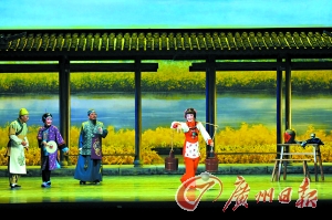 精灵九斤姑娘逗乐佛山粉丝