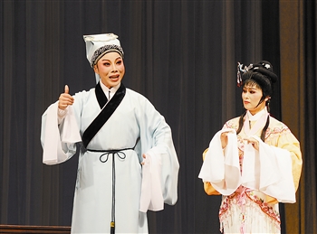 包兰苏&ldquo;越剧之旅&rdquo;专场展徐派华丽风采 越坛&ldquo;花腔女高音&rdquo;陶醉观众