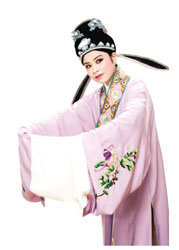 粉墨登场疑是剧中人