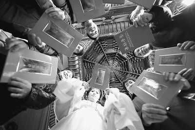 全国越剧票友大赛在浙江嵊州隆重开锣&ldquo;票&rdquo;在越乡(组图)